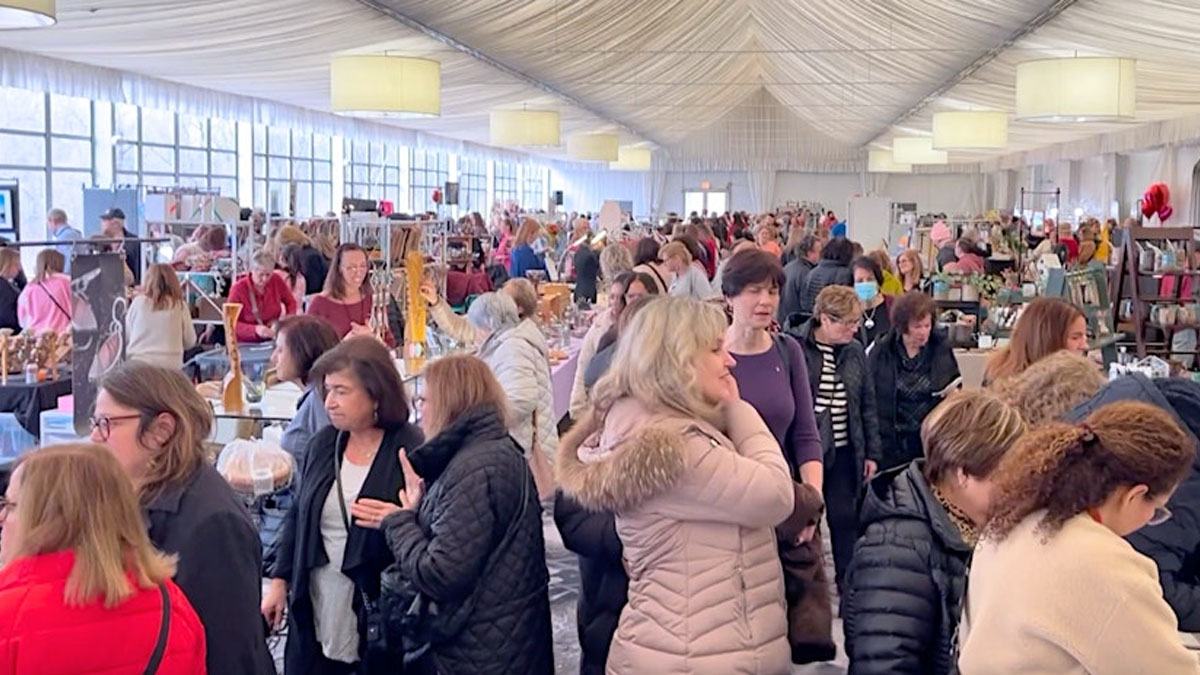 Handmade Holiday Market at Lincolnshire Marriott Resort